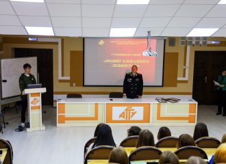Астраханские патриоты продолжают проводить мероприятия для молодежи